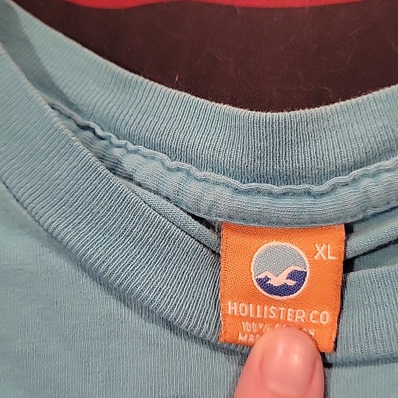 T shirt - Picture 2 of 3